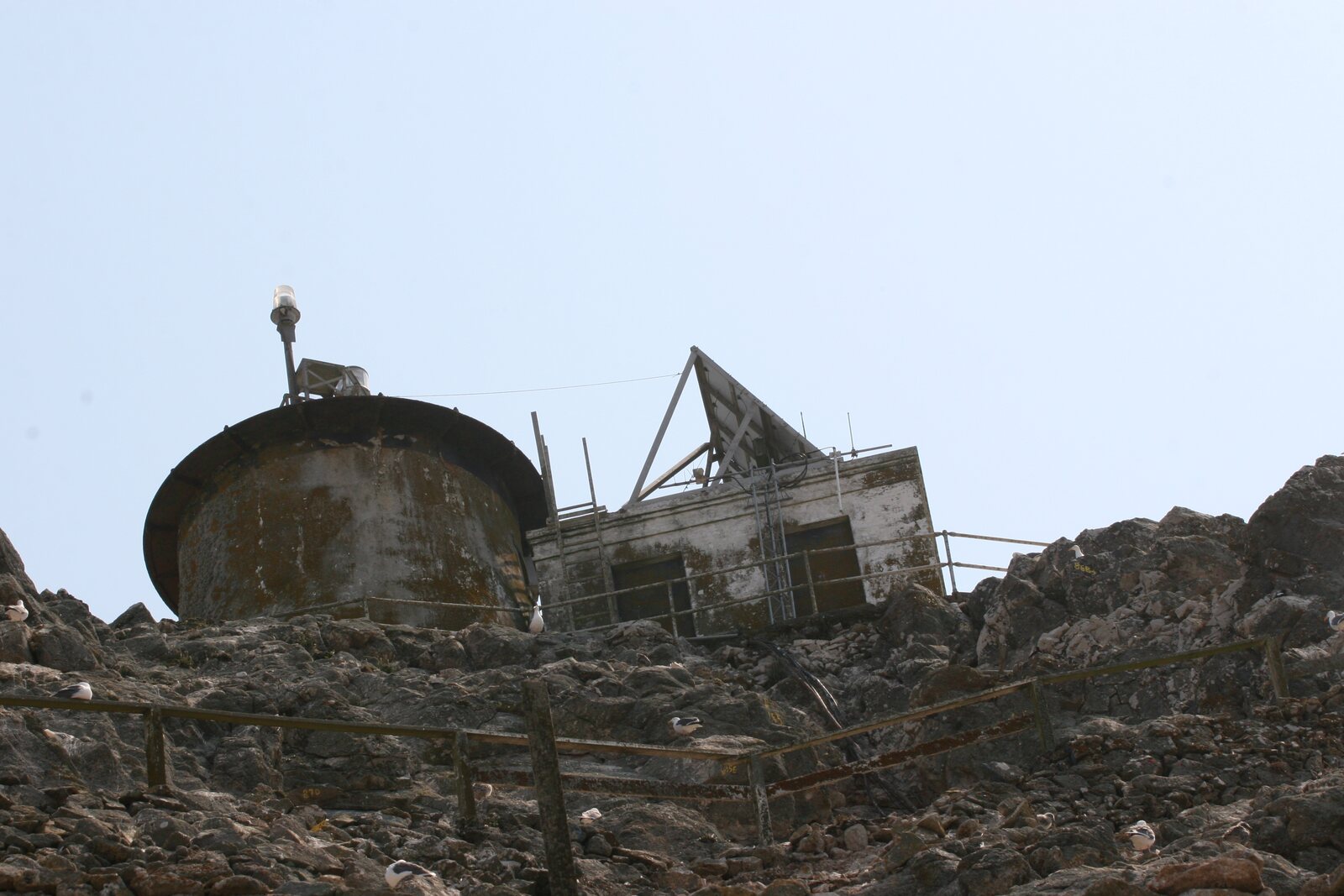 Farallon Islands Light and adjacent station building on Southeast Farallon Island